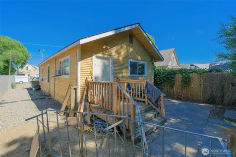 814 Cascade Street Wenatchee WA 98801
