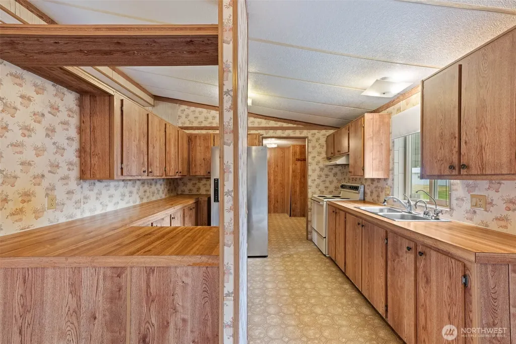 26117 34th Avenue E Spanaway WA 98387