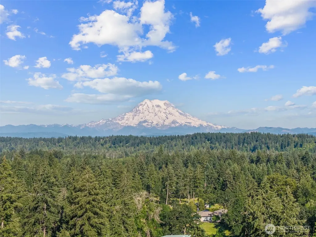 26117 34th Avenue E Spanaway WA 98387