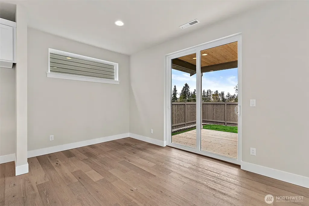 14227 SE 284th Place Kent WA 98042