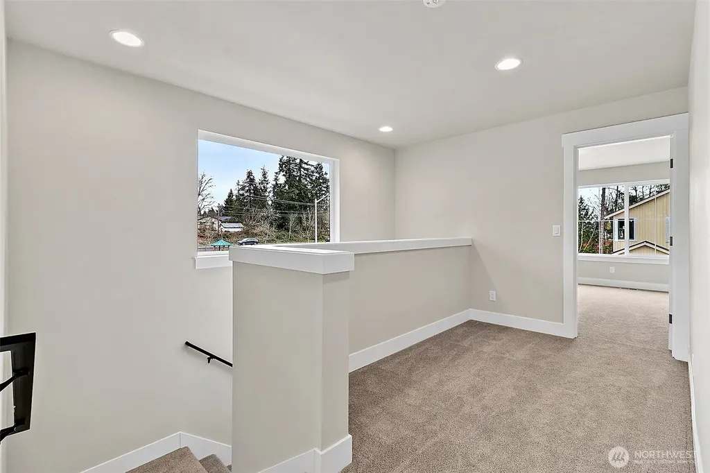 14227 SE 284th Place Kent WA 98042