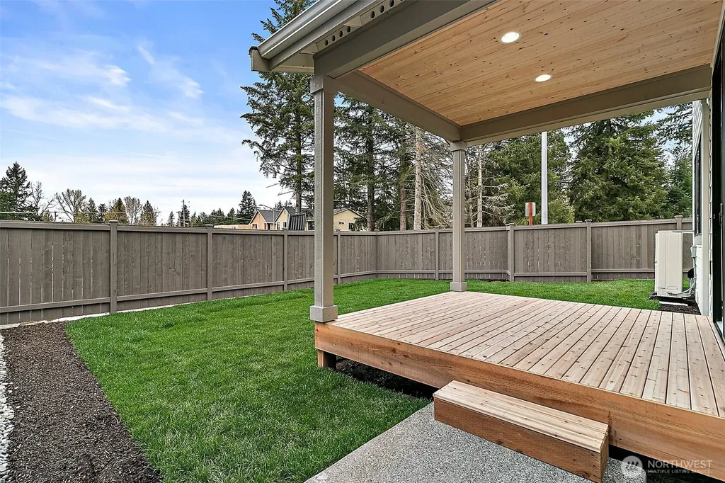 14227 SE 284th Place Kent WA 98042