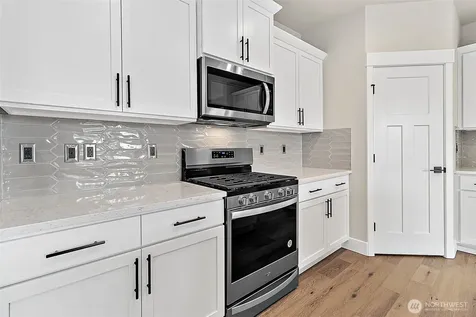 14227 SE 284th Place Kent WA 98042