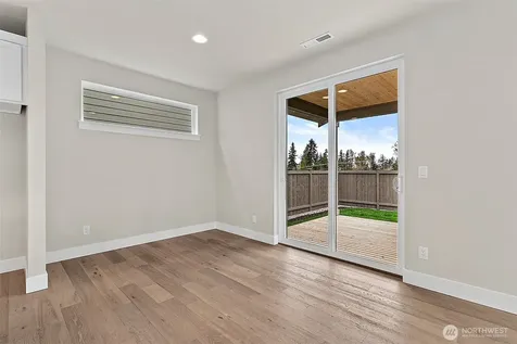 14227 SE 284th Place Kent WA 98042
