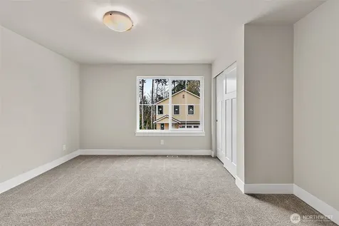 14227 SE 284th Place Kent WA 98042