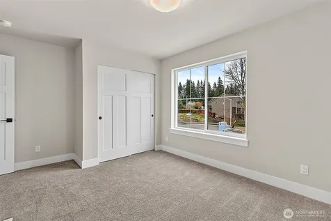 14227 SE 284th Place Kent WA 98042