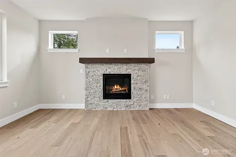 14227 SE 284th Place Kent WA 98042