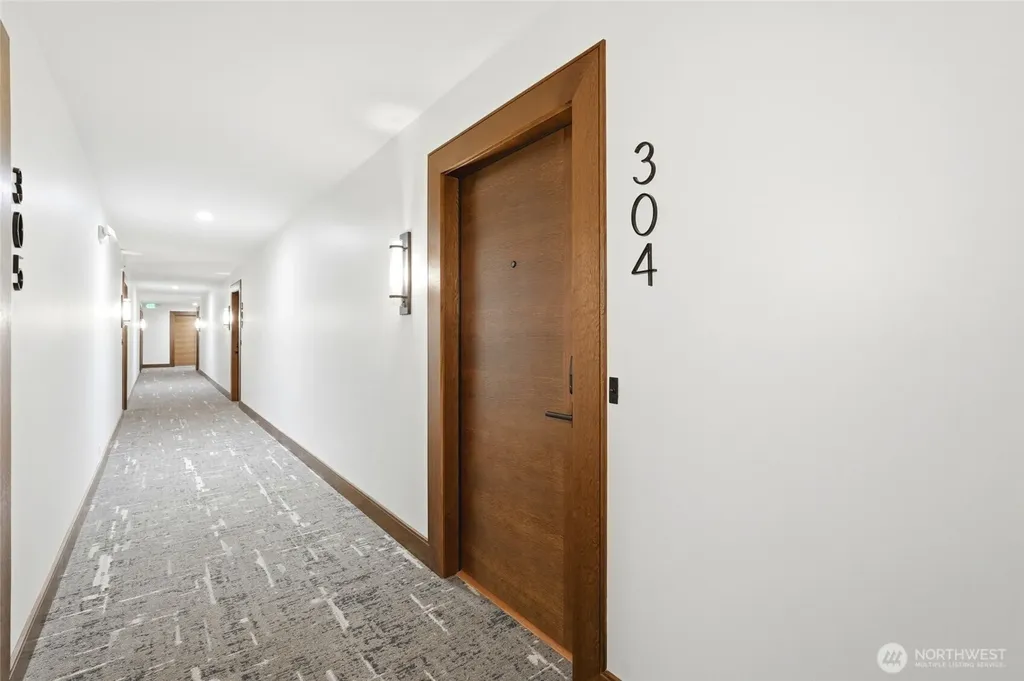 6333 Lake Washington Boulevard NE Kirkland WA 98033