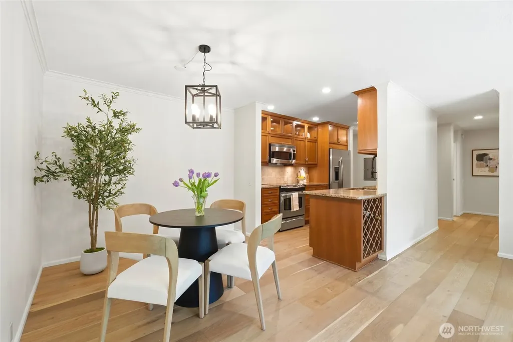6333 Lake Washington Boulevard NE Kirkland WA 98033