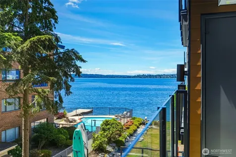 6333 Lake Washington Boulevard NE Kirkland WA 98033