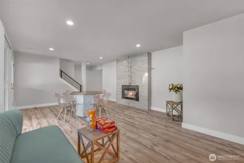 19156 66th Place NE Kenmore WA 98028