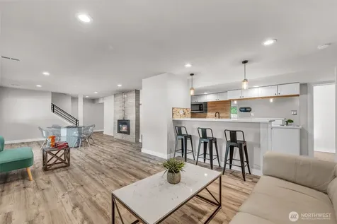 19156 66th Place NE Kenmore WA 98028