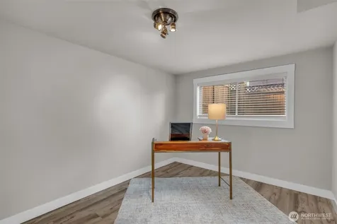 19156 66th Place NE Kenmore WA 98028