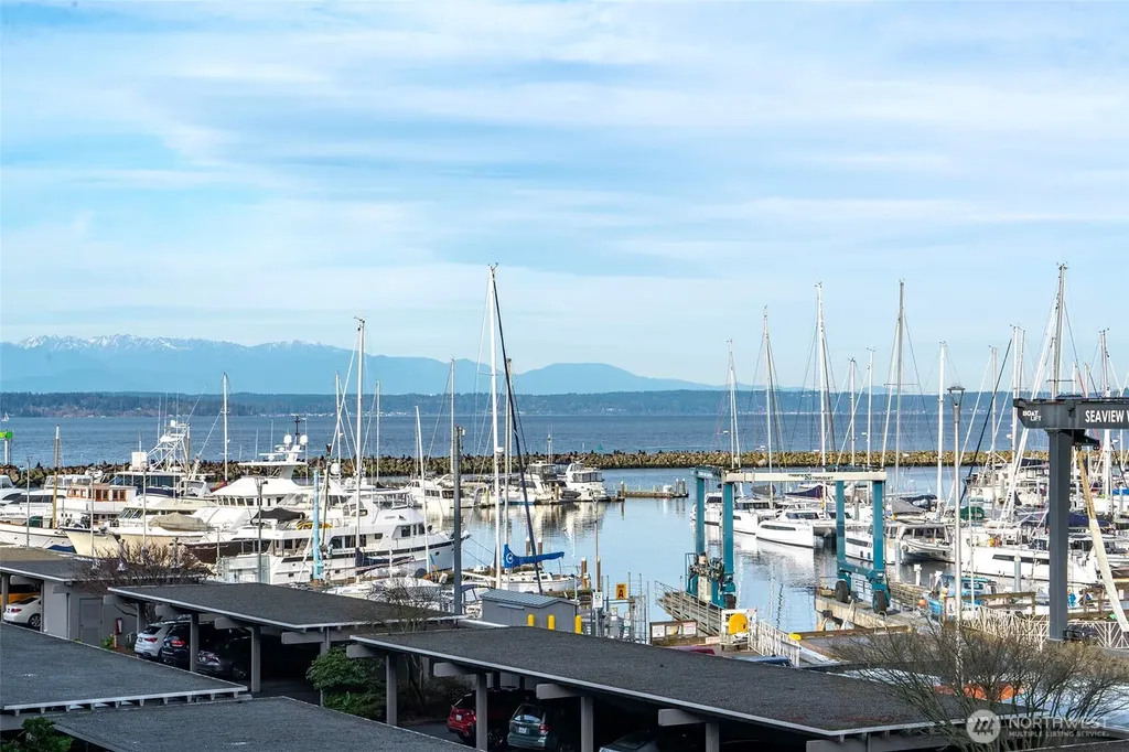 6535 Seaview Avenue NW Seattle WA 98117