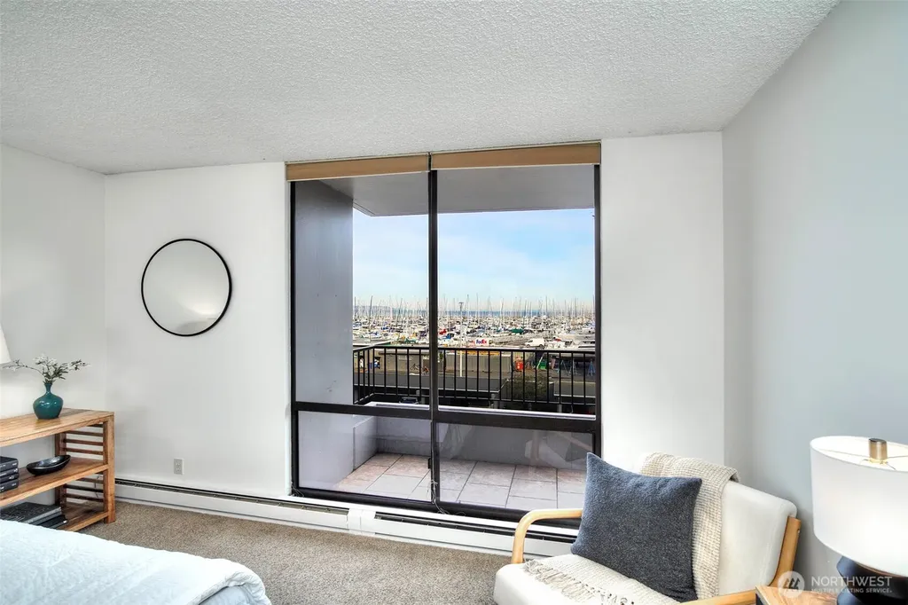 6535 Seaview Avenue NW Seattle WA 98117