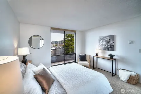 6535 Seaview Avenue NW Seattle WA 98117
