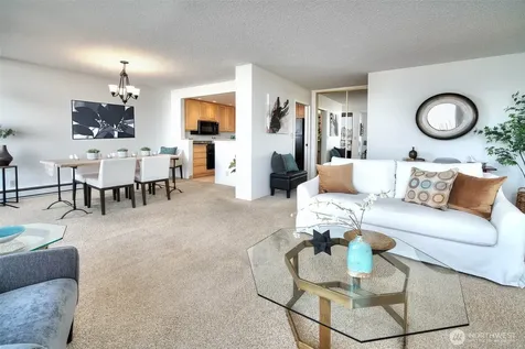 6535 Seaview Avenue NW Seattle WA 98117