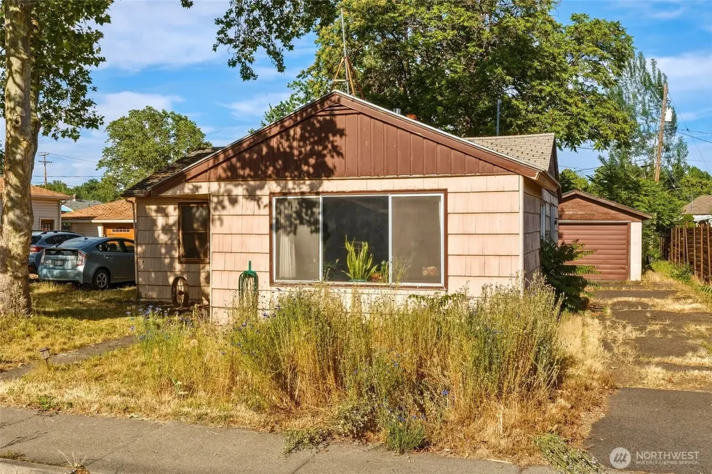 325 School Avenue Walla Walla WA 99362