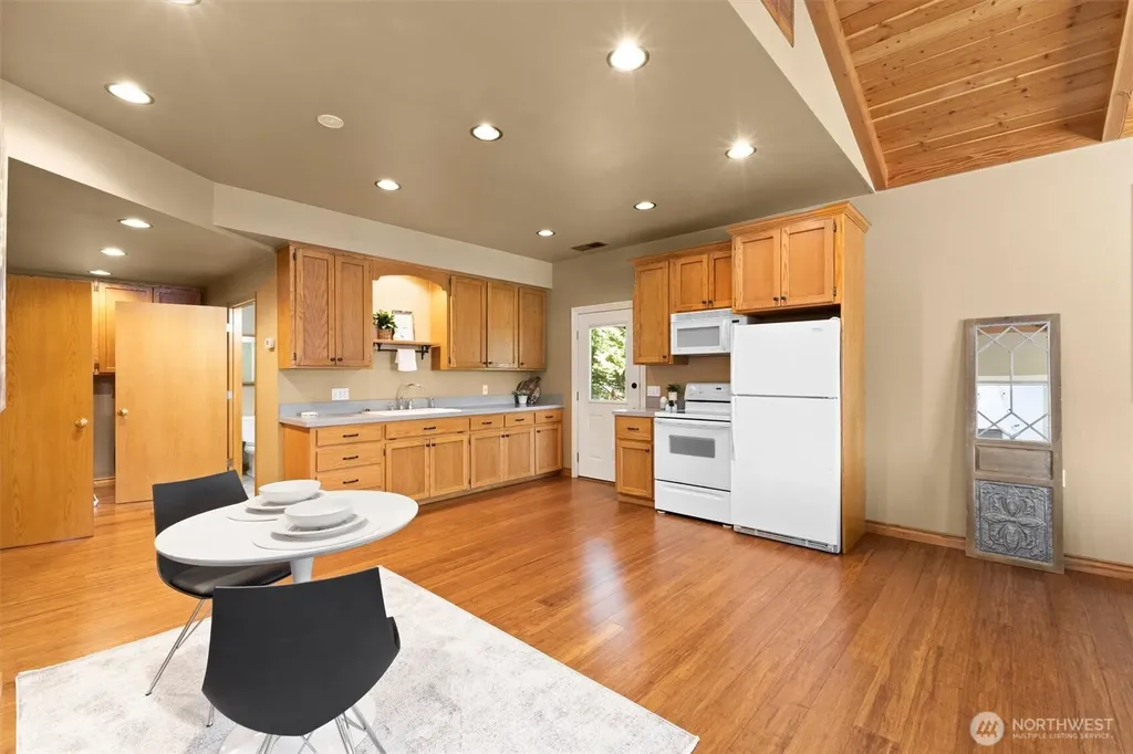 929 E Hemmi Road Everson WA 98247