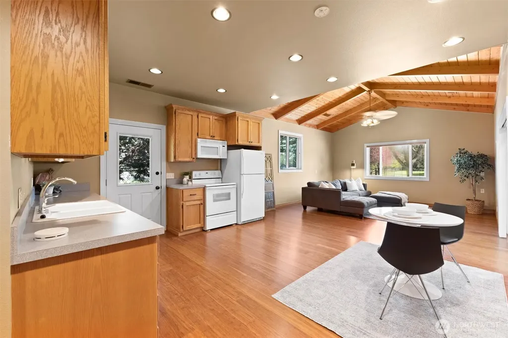 929 E Hemmi Road Everson WA 98247