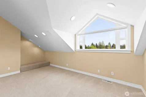 929 E Hemmi Road Everson WA 98247