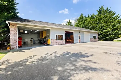 929 E Hemmi Road Everson WA 98247