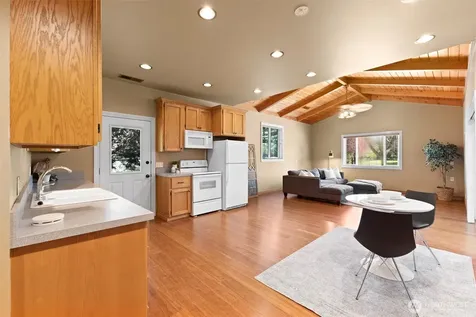 929 E Hemmi Road Everson WA 98247