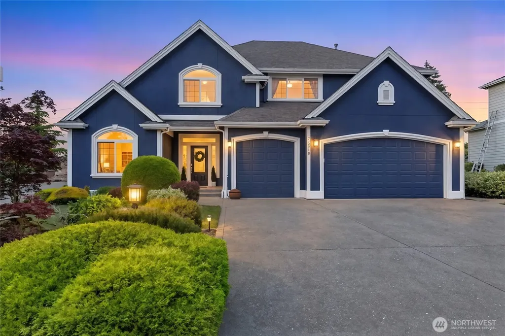 21715 31st St. E. Lake Tapps WA 98391
