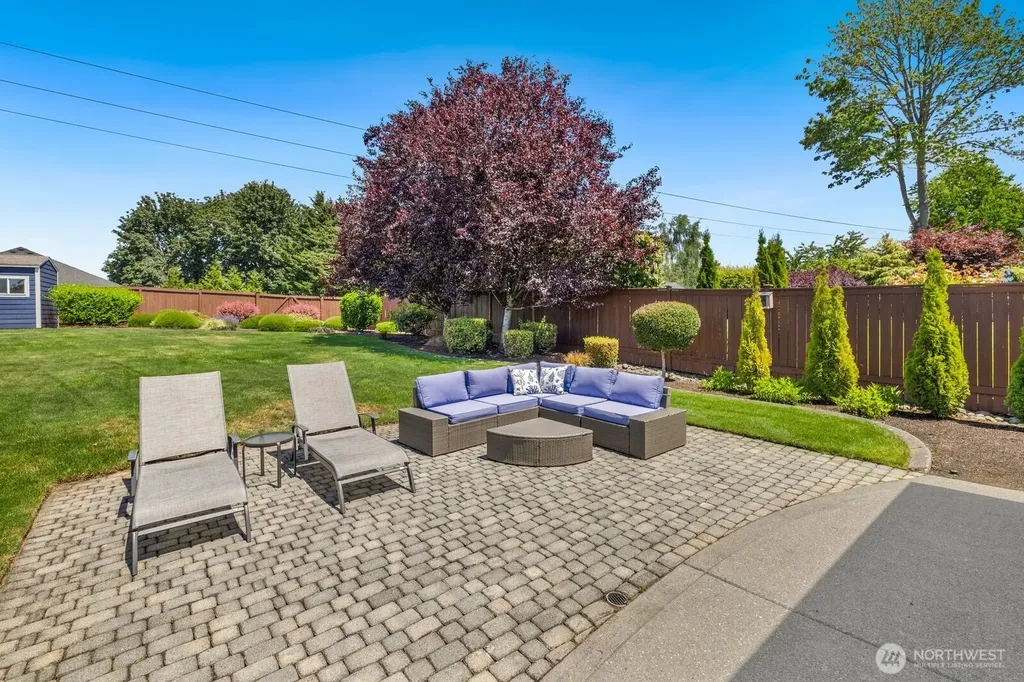 21715 31st St. E. Lake Tapps WA 98391
