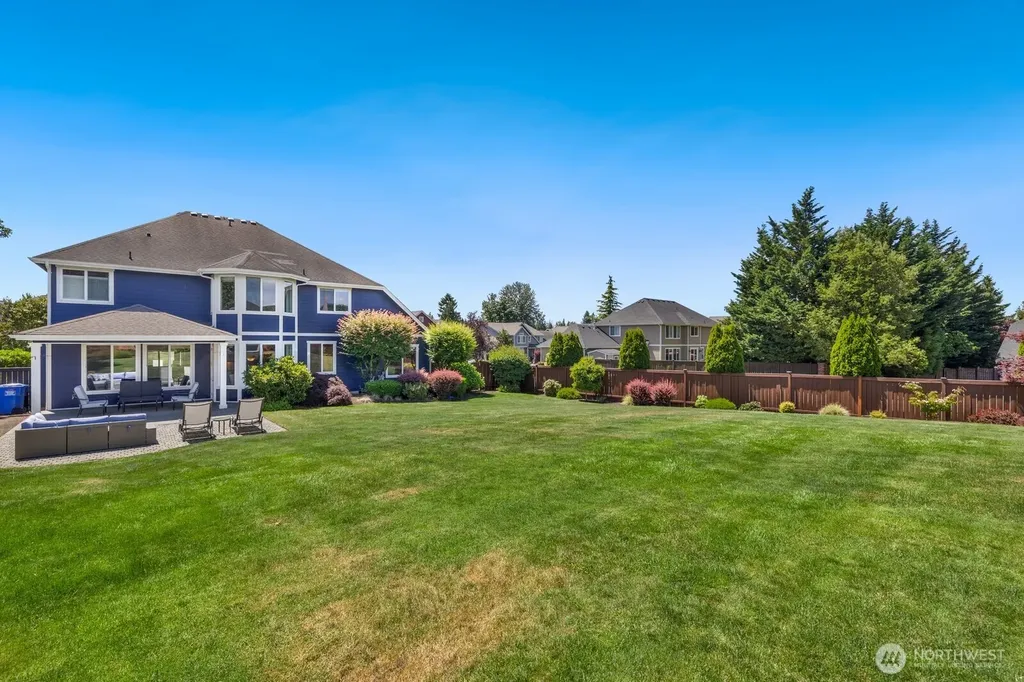 21715 31st St. E. Lake Tapps WA 98391