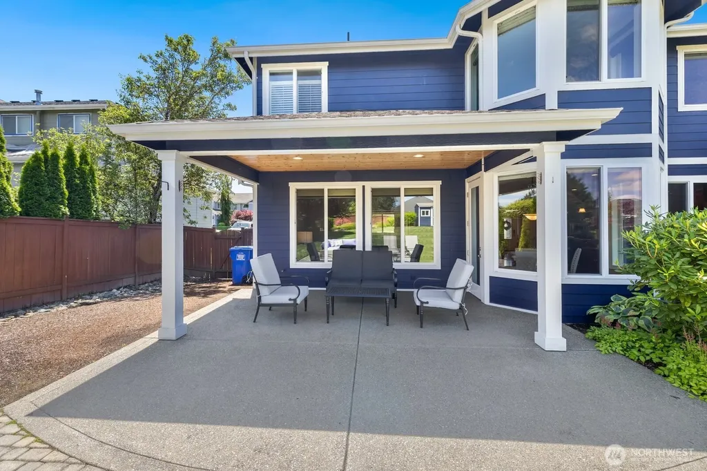 21715 31st St. E. Lake Tapps WA 98391