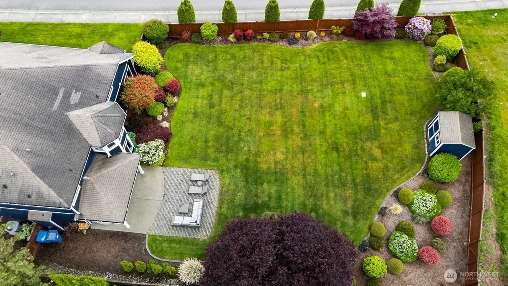 21715 31st St. E. Lake Tapps WA 98391