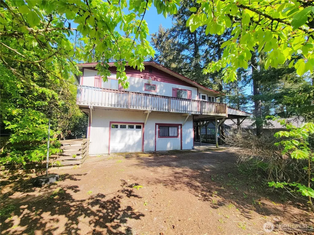 111 NE Briggadun Drive Belfair WA 98528