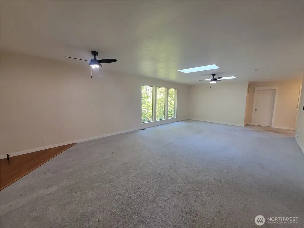 111 NE Briggadun Drive Belfair WA 98528