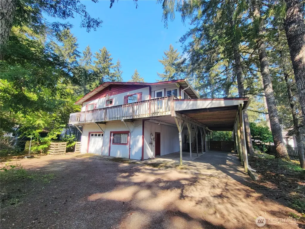 111 NE Briggadun Drive Belfair WA 98528