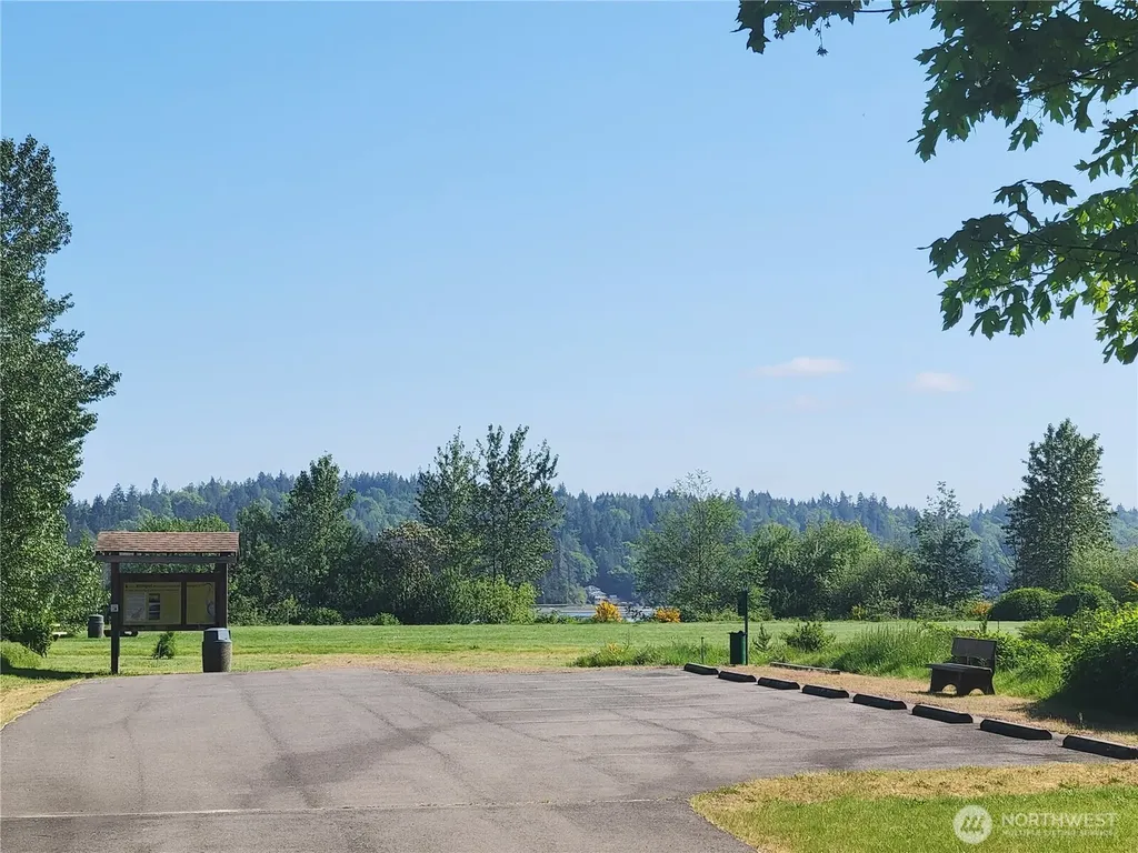 111 NE Briggadun Drive Belfair WA 98528