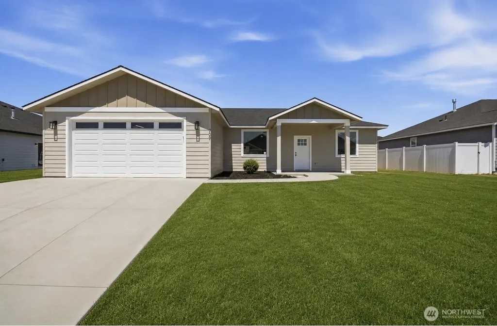 909 NE 6th Avenue Ephrata WA 98823