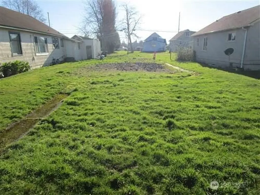 1411 Aberdeen Avenue Aberdeen WA 98520
