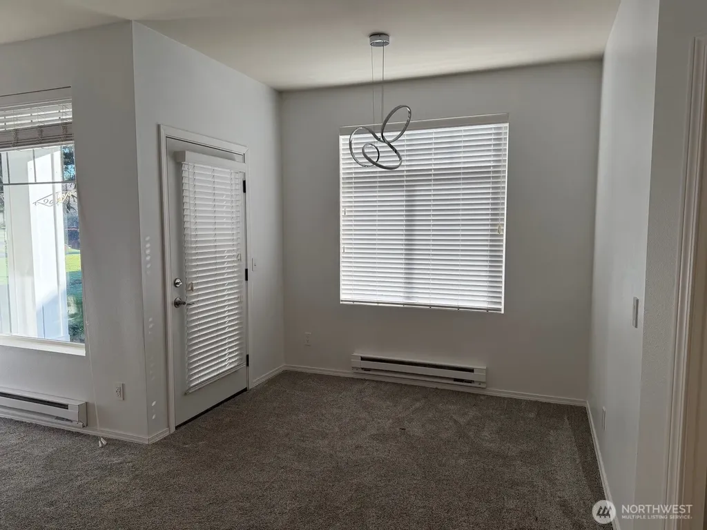 23512 55 Avenue S Kent WA 98032