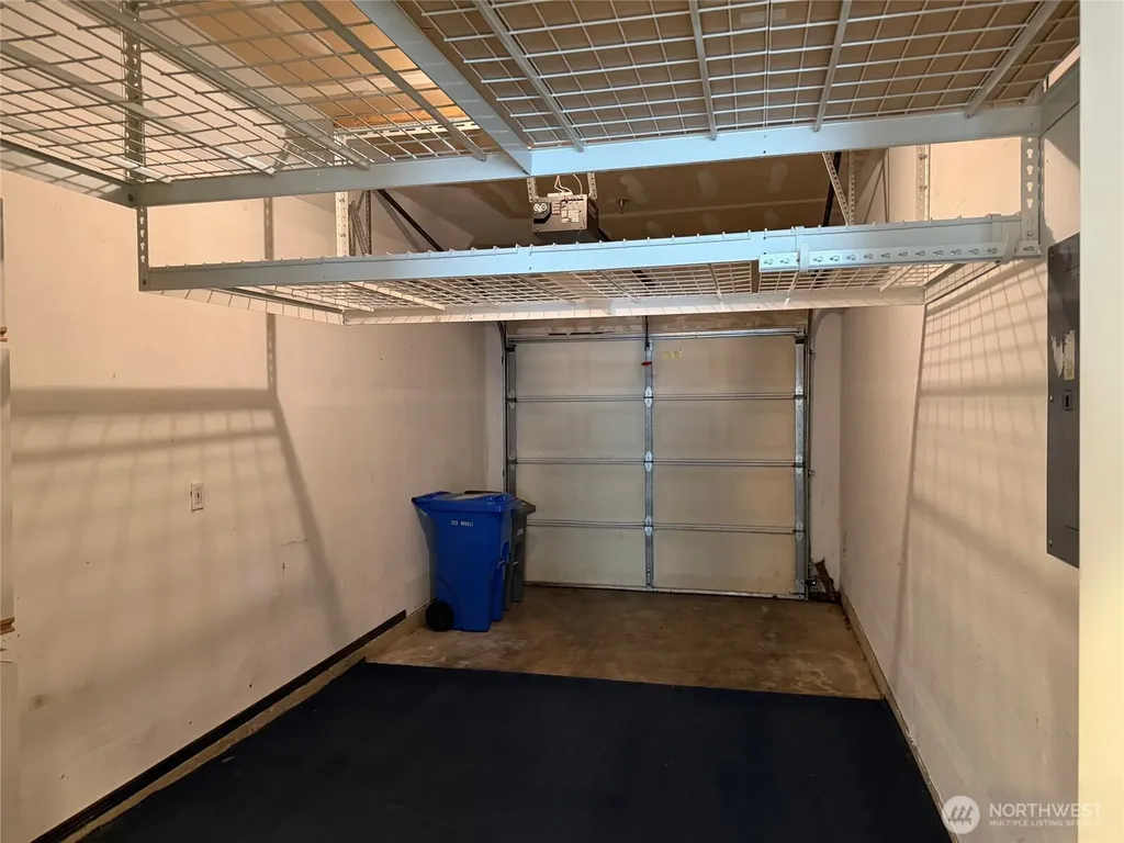 23512 55 Avenue S Kent WA 98032