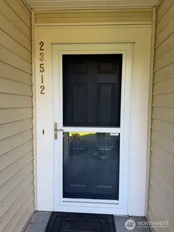 23512 55 Avenue S Kent WA 98032
