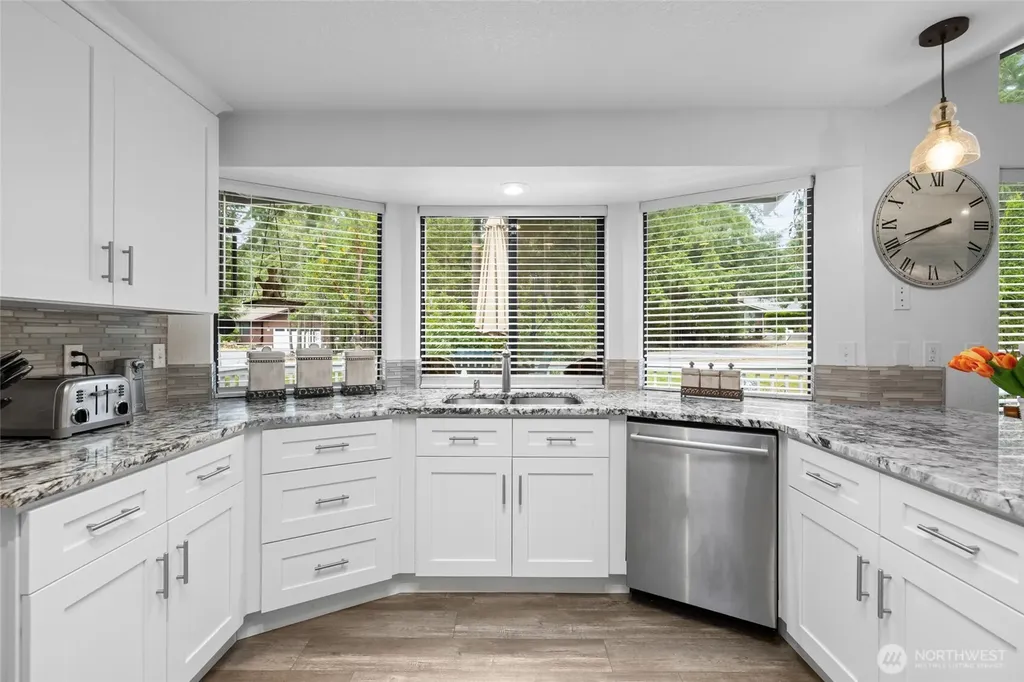 283 Quilcene Place La Conner WA 98257