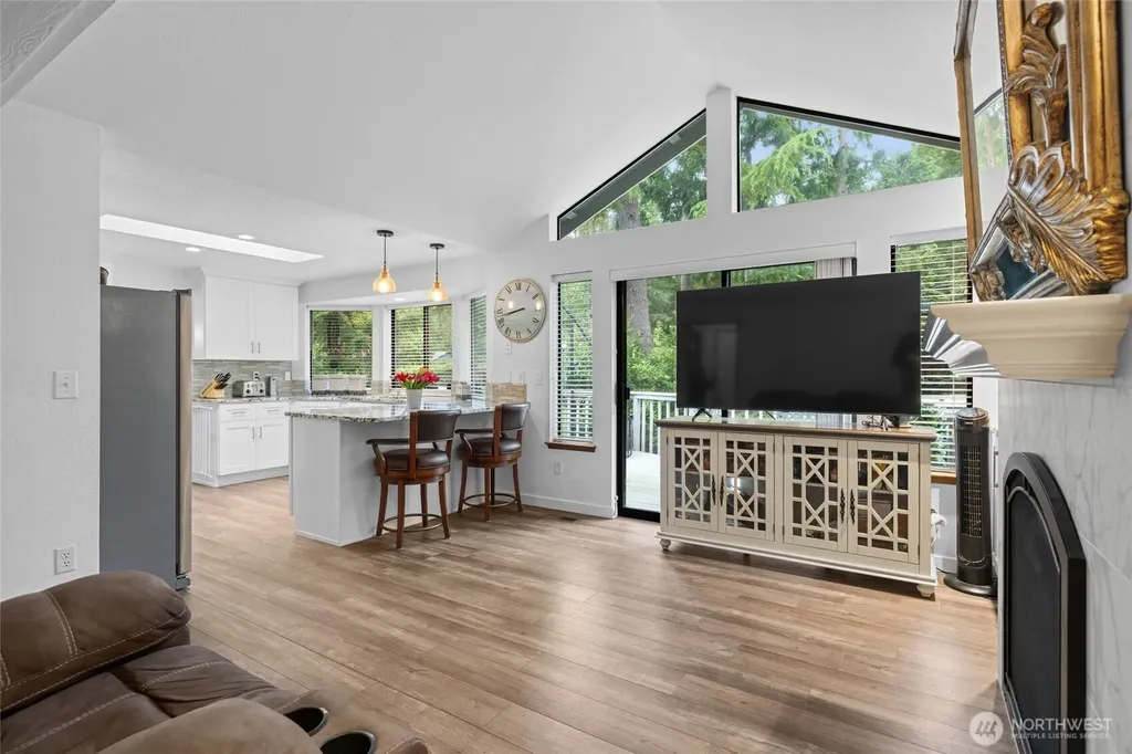 283 Quilcene Place La Conner WA 98257