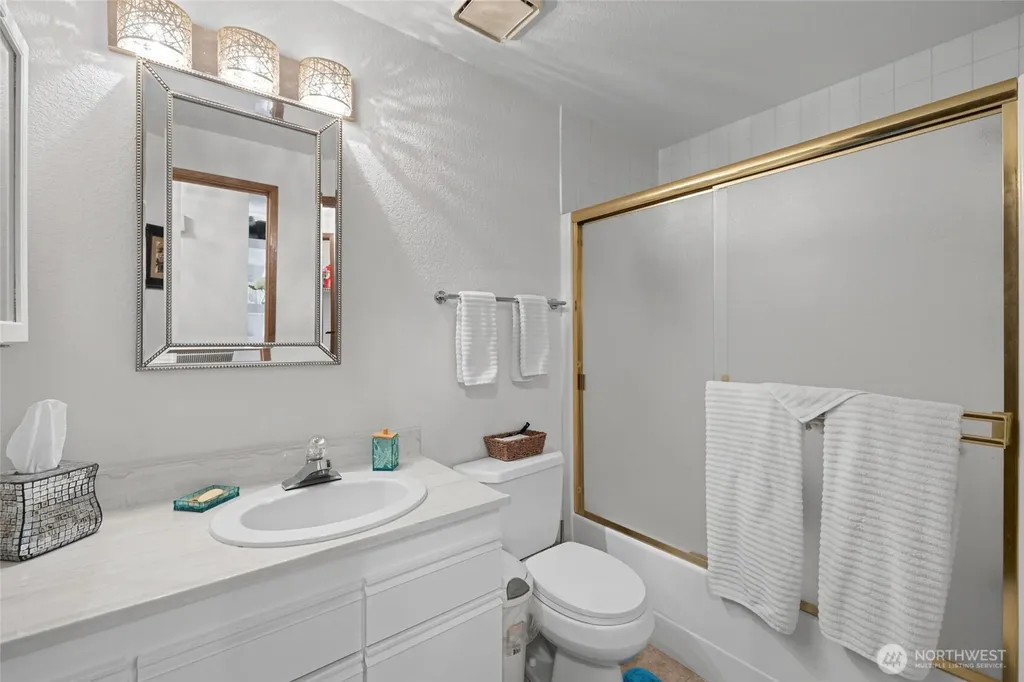 283 Quilcene Place La Conner WA 98257