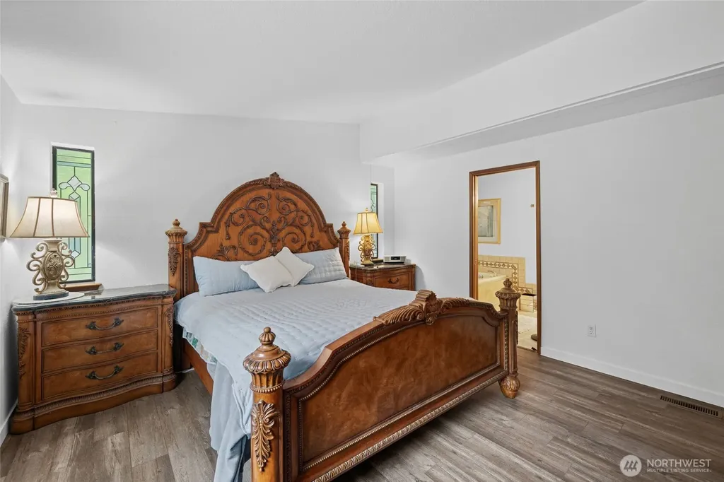283 Quilcene Place La Conner WA 98257