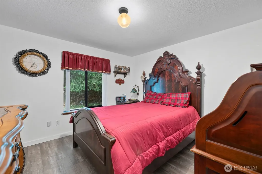 283 Quilcene Place La Conner WA 98257