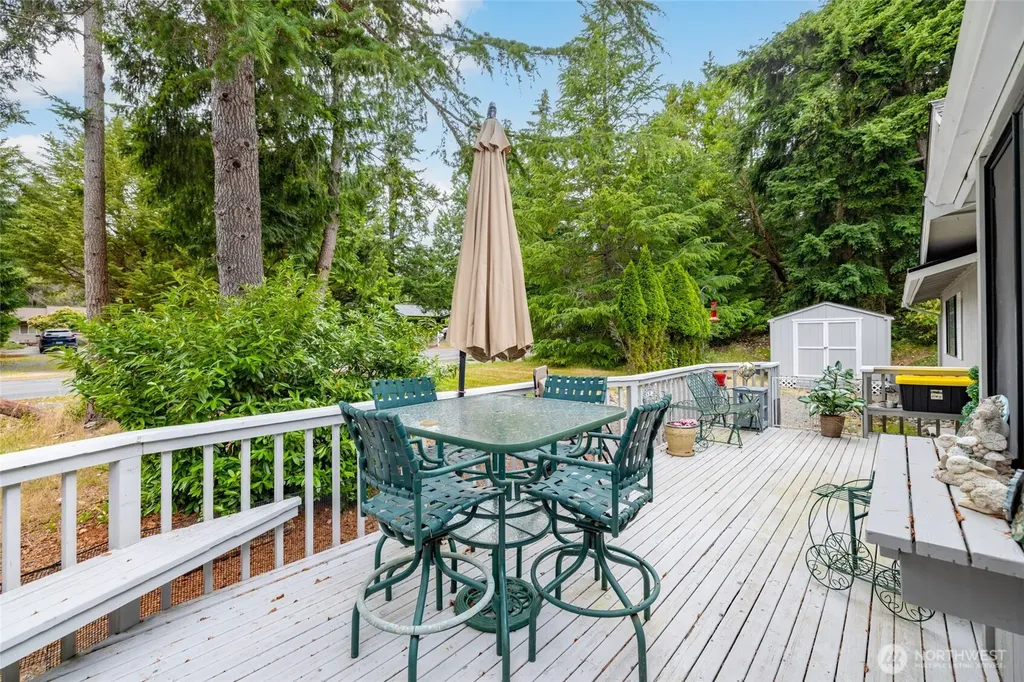 283 Quilcene Place La Conner WA 98257