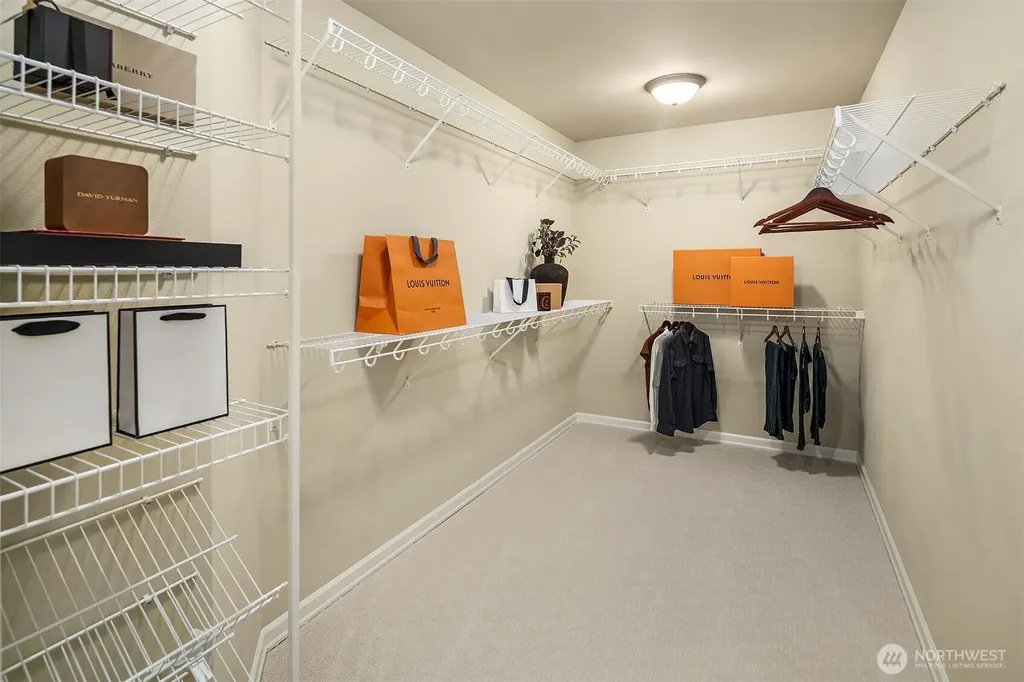 16517 SE 66th Street Bellevue WA 98006