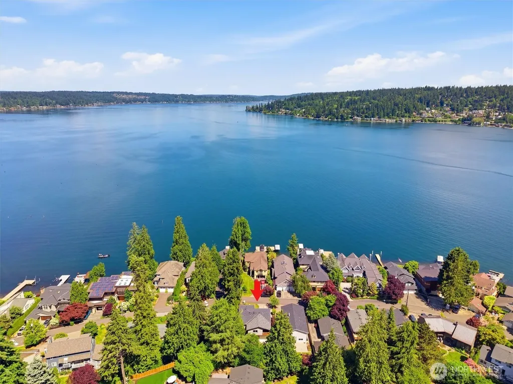 18823 SE 42nd Street Issaquah WA 98027
