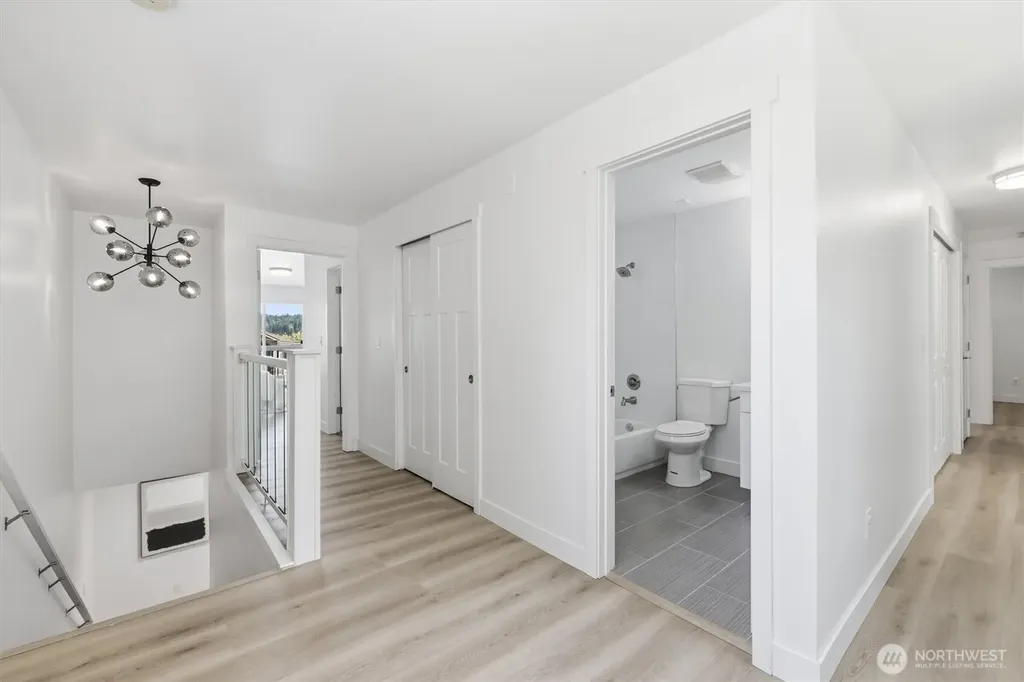 18823 SE 42nd Street Issaquah WA 98027